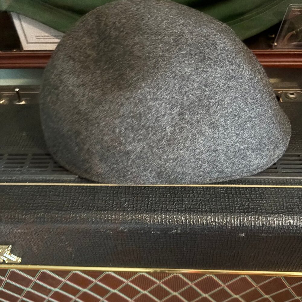 Like New Driving Cap